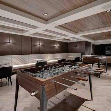 Mind Blowing City View - 2 Beds - Pool & Spa - Downtown Montreal Exterior foto